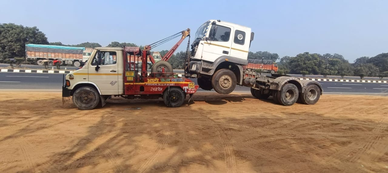 SUV Towing
